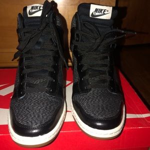 Nike Black Tweed Wedge Dunk Sneakers